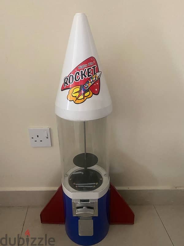 Retro Rocket Gumball machine 0