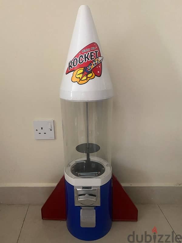 Retro Rocket Gumball machine 2