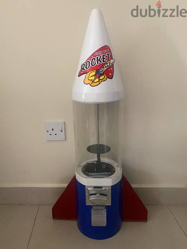 Retro Rocket Gumball machine 4