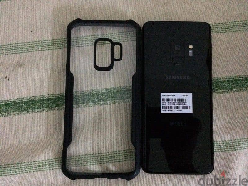 Samsung S9 Dual SIM very good battery performance only screen crack 5