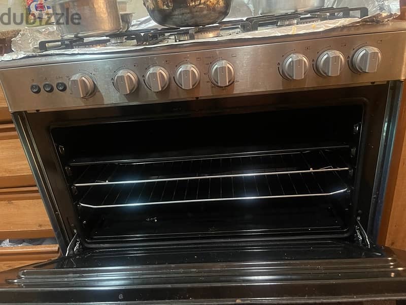 Hisense 90CM 5 Gas Burners 2