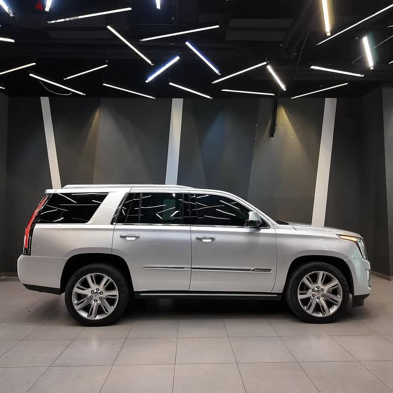 Cadillac Escalade 2016 1