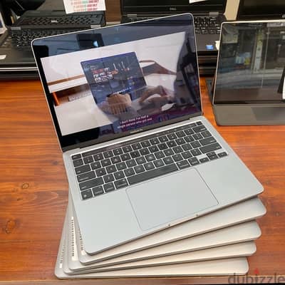 Apple MacBook Pro M2