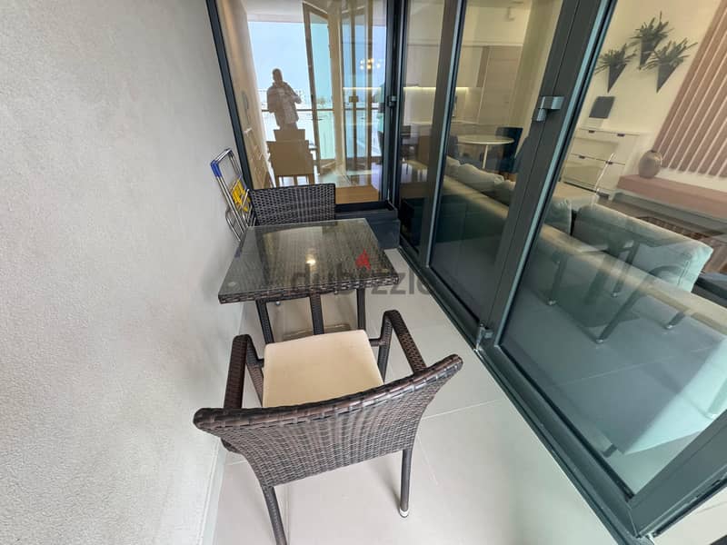 Brand new flat in Marassi with direct mall/beach access 9