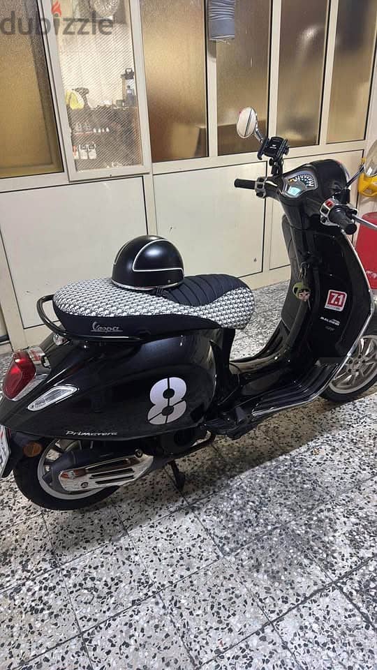 Vespa Italian brand model 2020 2