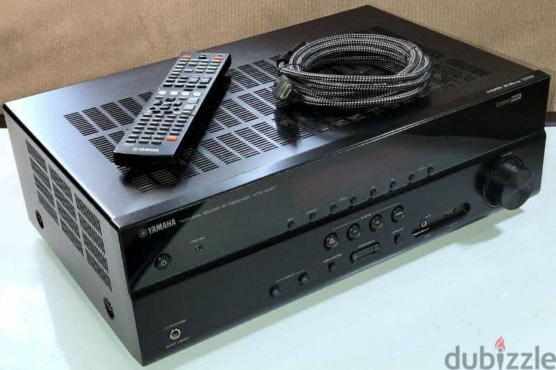 Yamaha 3067 high power Avr with speakers with woofer 85 bd worth 1