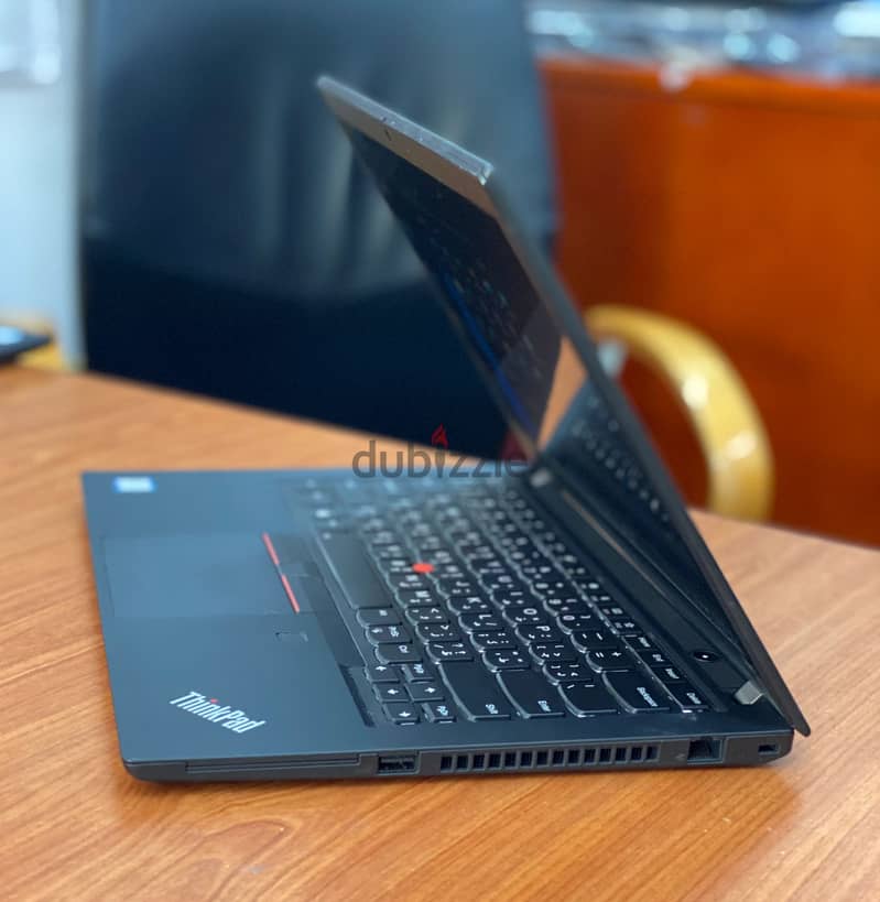 ThinkPad T490 Core i7 8th Gen 16GB RAM 512GB SSD Backlight Fingerprint 5