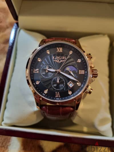 Lige Chronograph leather watch