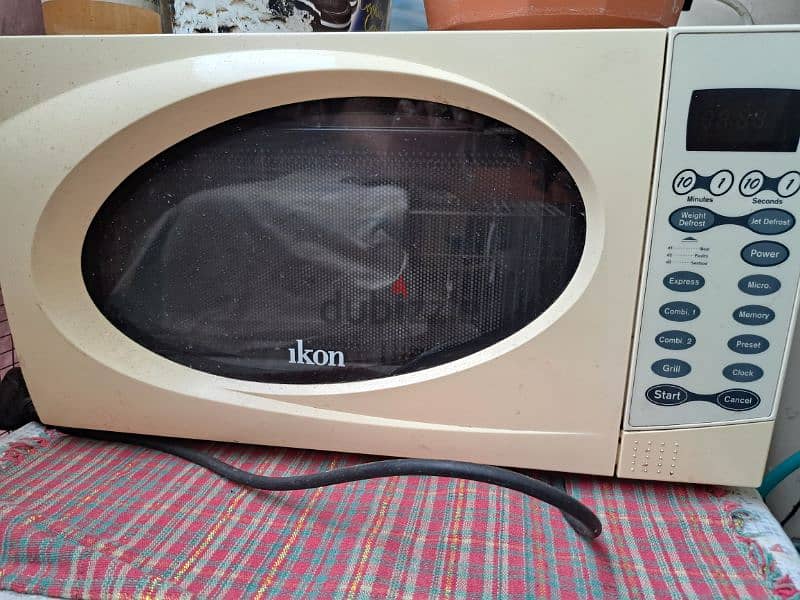 microwave oven is in good condition 0