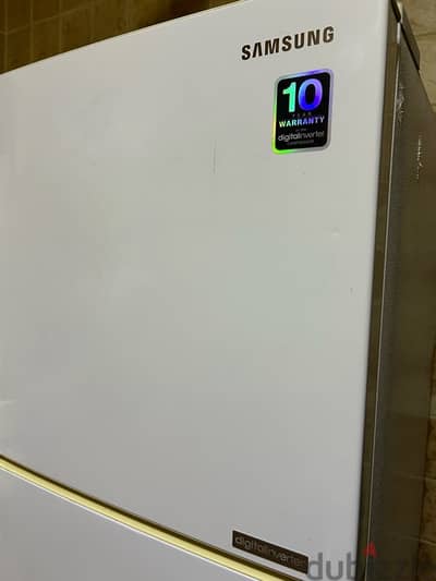 Samsung refrigerator 320 Ltr