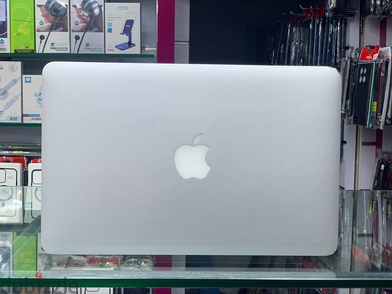 Apple laptop MacBook air OFFER PRICE 1