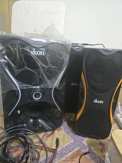 Ikon 2.1 Multimedia Speaker perfection condition like New