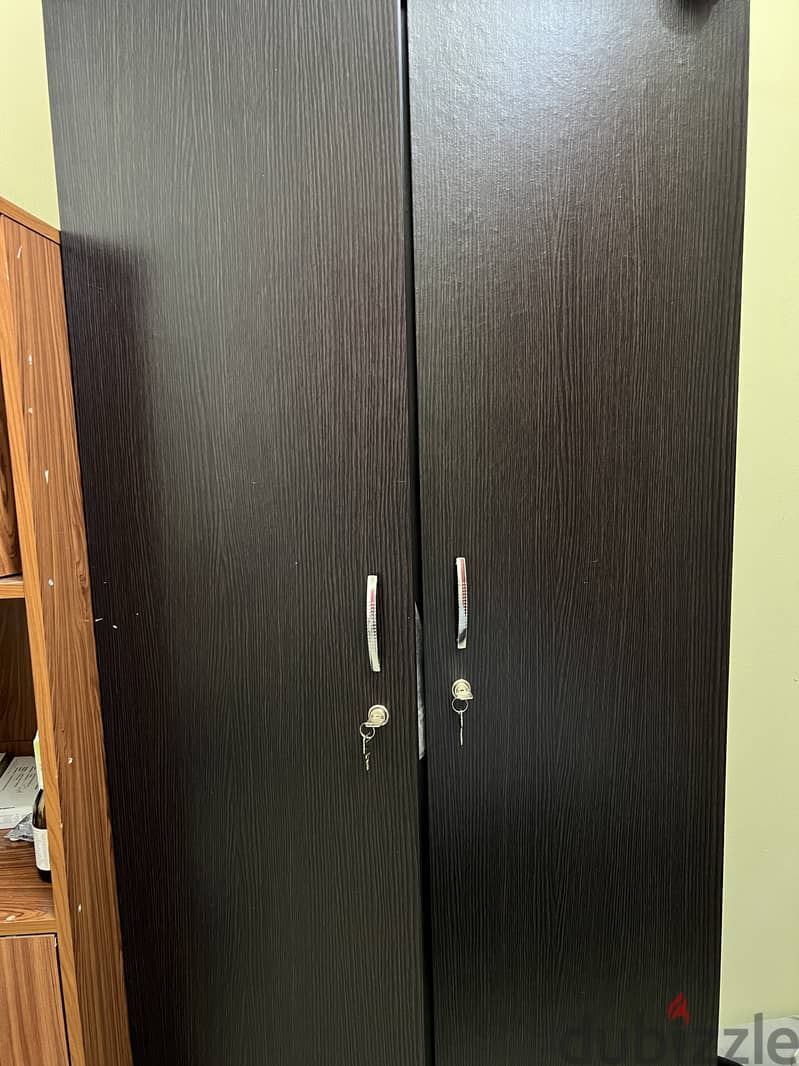 Cabinet 2 door. Very rare use only 30 bd. No dalivery only self pickup 1