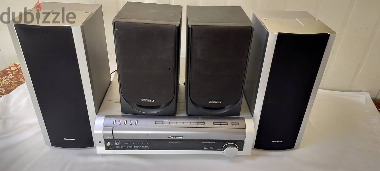 Pioneer 5.1 amplifire with 4 surround speakers 4