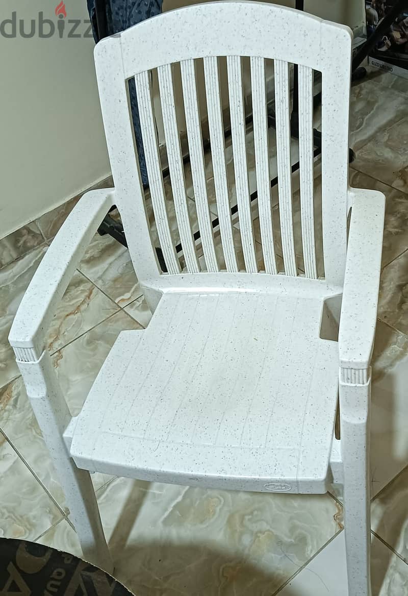 chair and table for sale 1