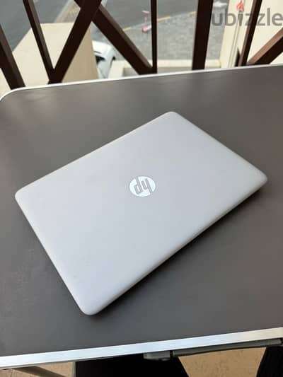 HP EliteBook 840 G3 with docking station