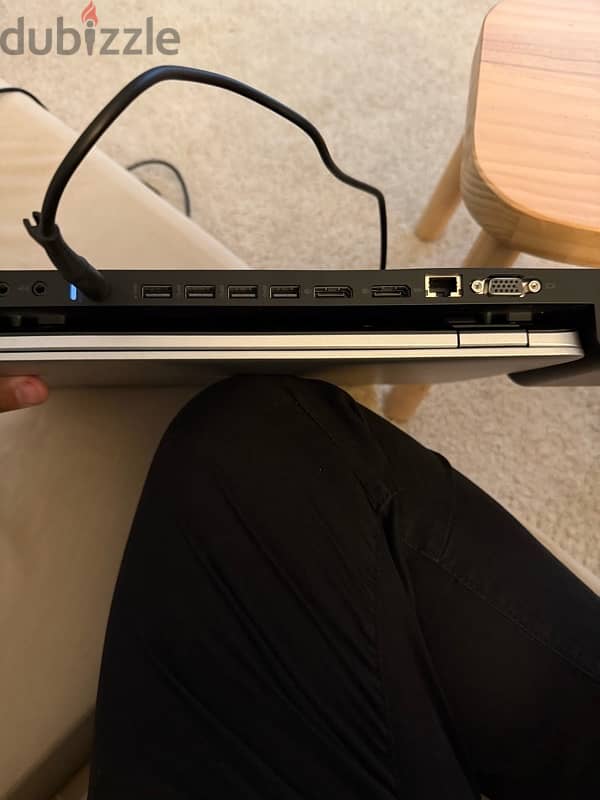 HP EliteBook 840 G3 with docking station 4