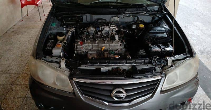 Nissan Sunny 2011 3