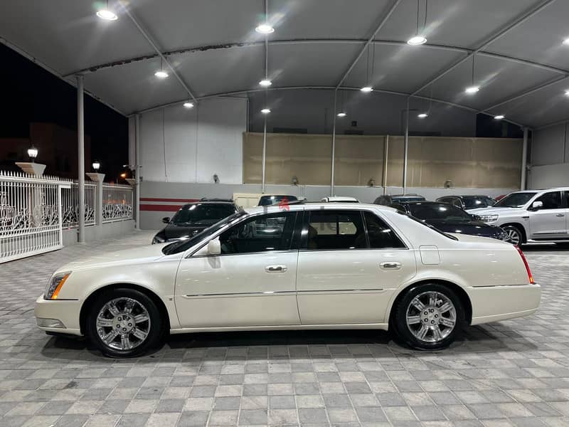 Cadillac DTS 2007 v8 13