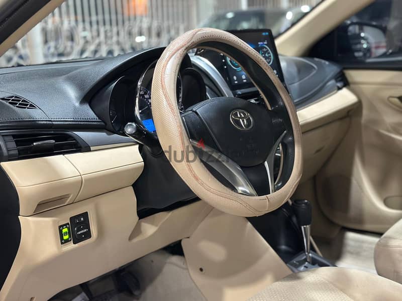 Toyota Yaris 2015 1.5 4