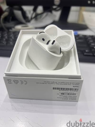 AirPods 4