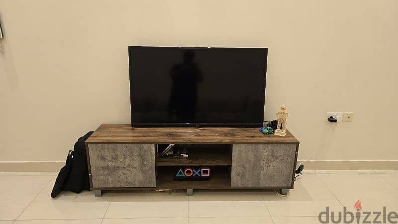 50" Haier TV 0