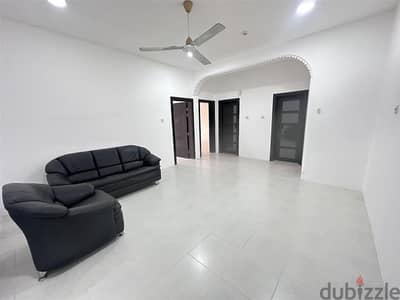 New flats for rent at Zinj area near to salmania/qufool