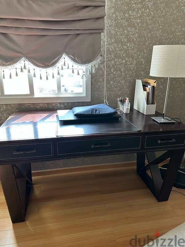 furniture in excellent condition 12