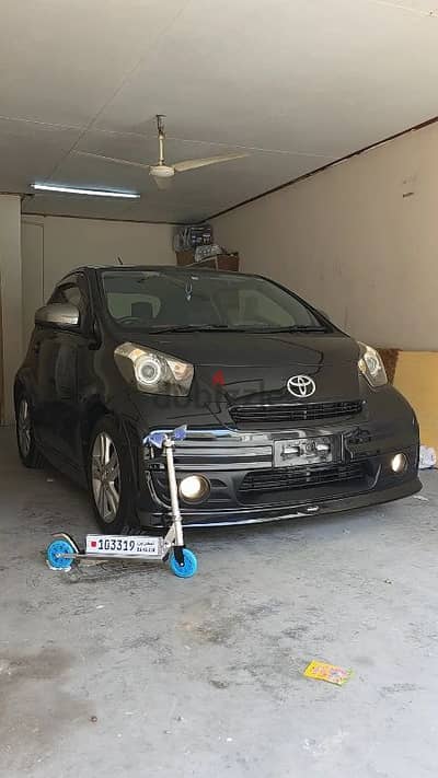 Toyota IQ 2011