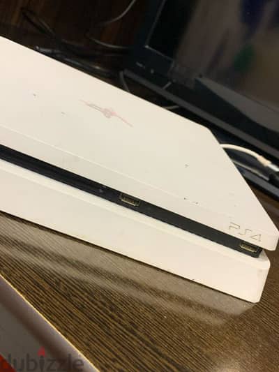 playstation 4 slim