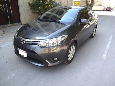 Toyota Yaris 1.5 L 2015 Grey Full Option Push Start Well Maintained Ur