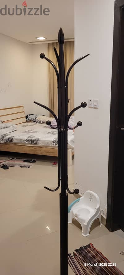 Cloth hanger iron made