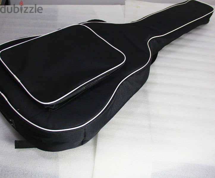 Gigbag For Acoustic & Classical Guitar 0