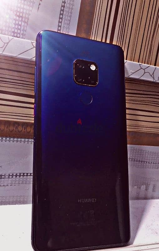 HUAWEI MATE 20 1