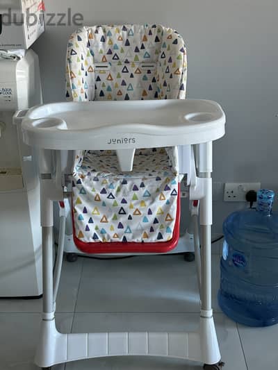 Feeding chair brand Juniors