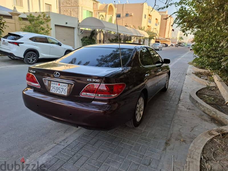 Lexus es300 2005 only 95000km second owner lady use full option 1