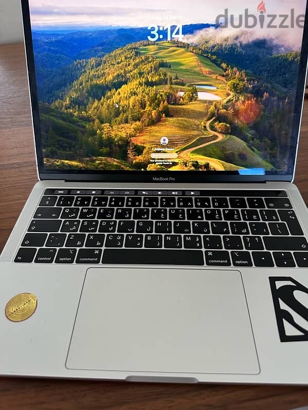 MacBook Pro 2018 i5 256  8Gb Ram 1