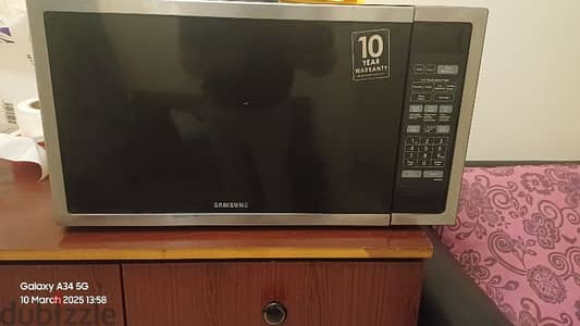 Samsung Microwave 30 +Lts for sale at 35bd