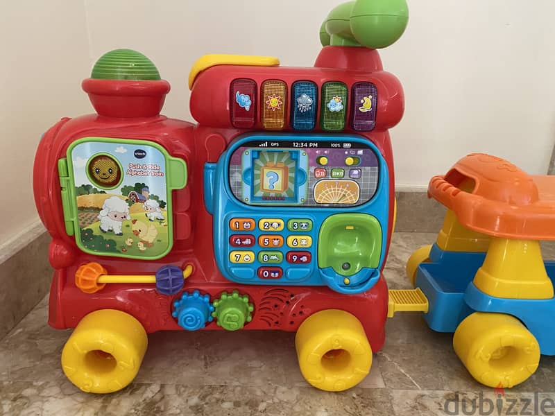 VTech Sit-To-Stand Alphabet Train 1