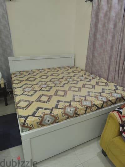 Cot and bed For immediate sale, expat leaving bahrain