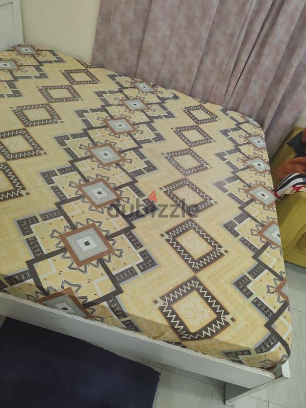 Cot and bed For immediate sale, expat leaving bahrain 2