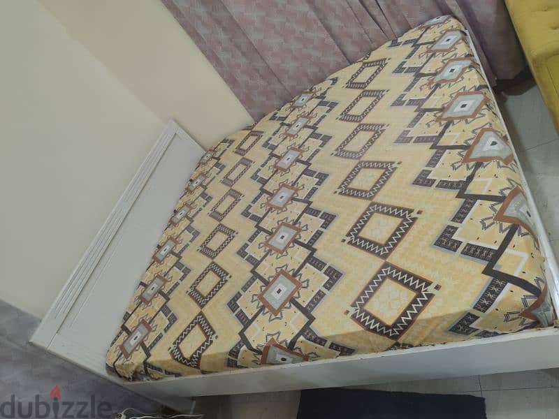 Cot and bed For immediate sale, expat leaving bahrain 3