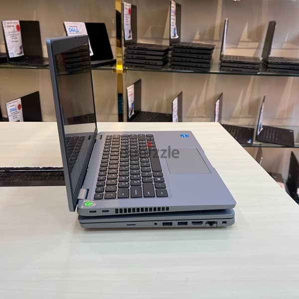 Dell Latitude 5420 Core i3-11th Generation 1