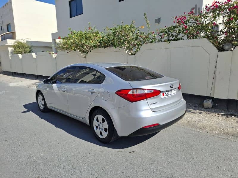 Kia cerato 2016 second owner all services by kia agency 146km full ins 6