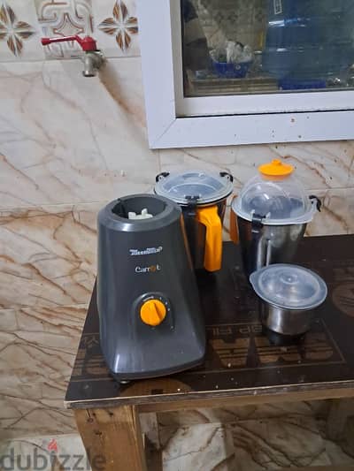 Kitchen blender