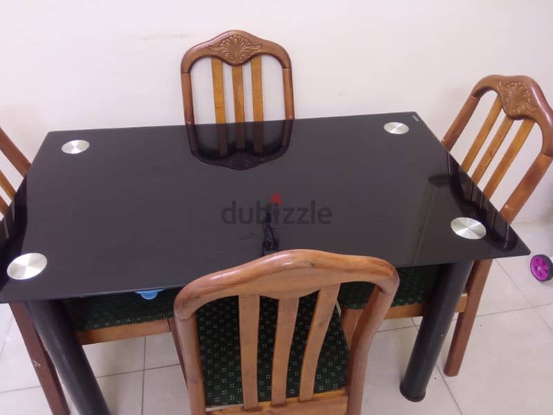 Dinning table with 4 chair 1