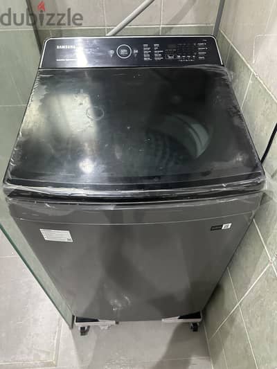 Samsung washing machine 11 kg with warranty only a year used