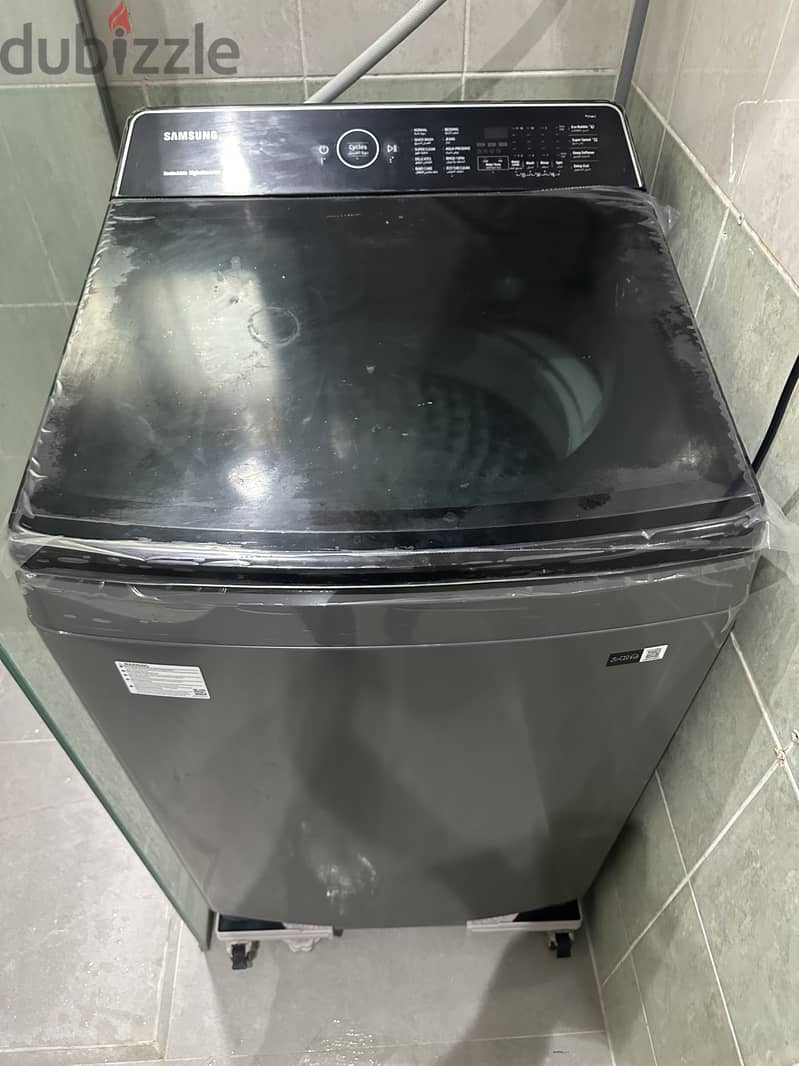 Samsung washing machine 11 kg with warranty only a year used 0