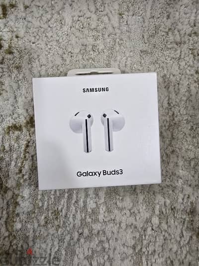 للبيع سماعة سامسونج  Galaxy Buds 3