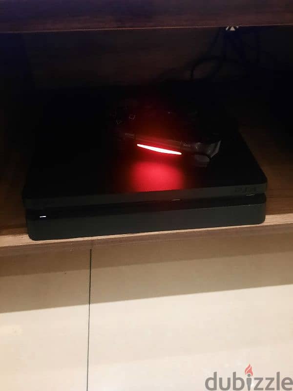 Playstation 4 slim 1